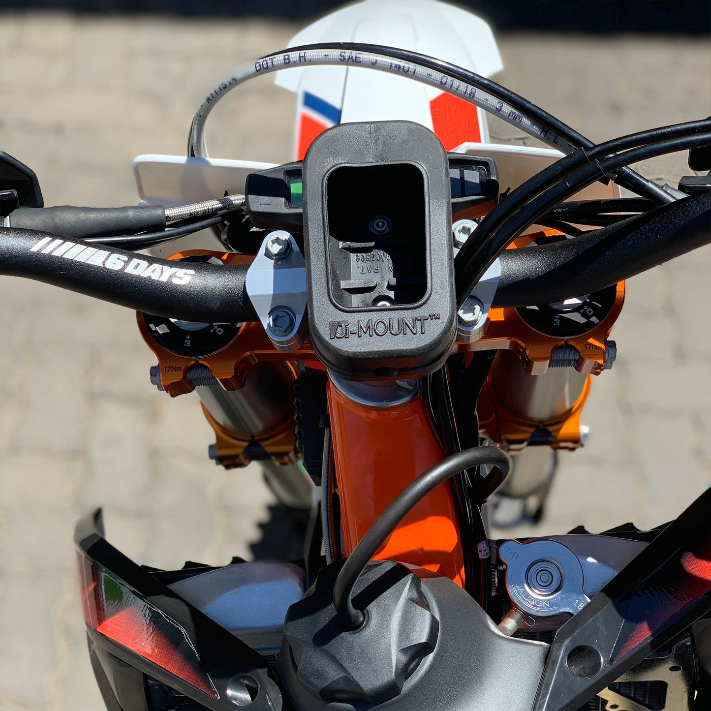 Enduro J-Mount GPS Holder